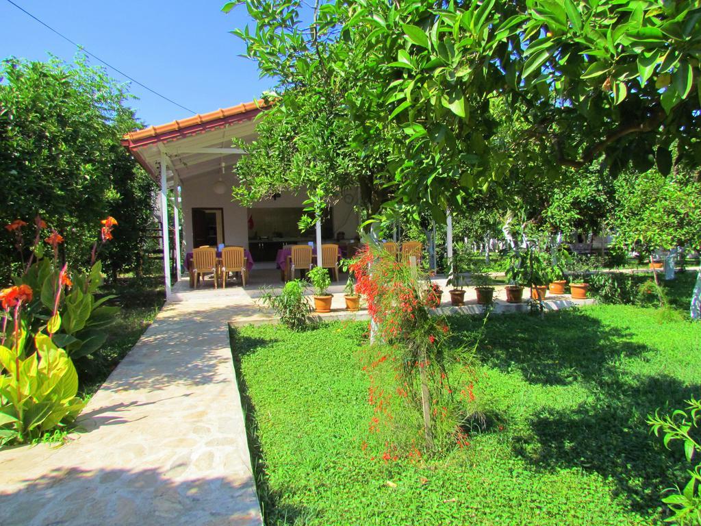 Safir Pansiyon Çıralı Esterno foto